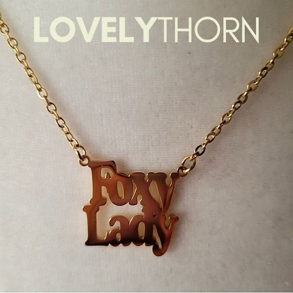 LOVELYTHORN // custom foxy lady 18K gold-plated 16" stainless steel nameplate - Picture 12 of 14